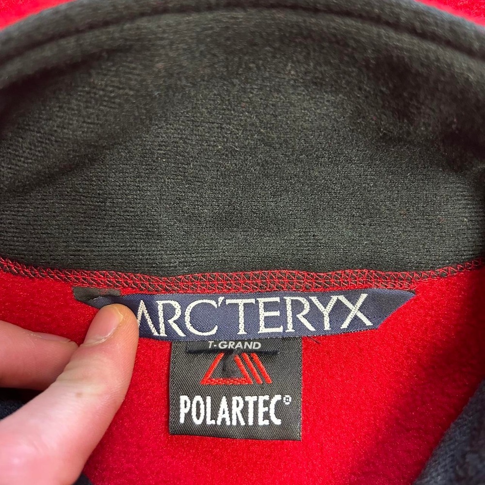 Vintage Arcteryx Delta Fleece Vest Red Polartec Mens XL Gorpcore 2000s - Picture 5 of 8